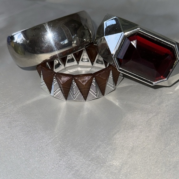 Bundle of Bangles Vibrant Geometric Bangle Collection - Picture 2 of 15